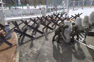 Zapory przeciwczołgowe na granicy z Białorusią. Szef MON: To element naszej strategii obrony i odstraszania