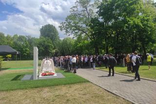Pogrzeb Jacka Zielińskiego - tłumy na cmentarzu