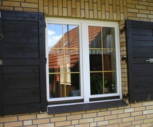 Okiennice zewnętrzne - tradycyjne osłony okienne 