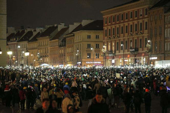 Ogromne ilości ludzi w całej Polsce