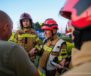 Pożar akumulatorowni na poddaszu zakładu przetwórstwa drobiu w Kawle