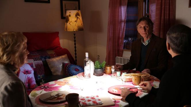 M jak miłość, odcinek 1508. Kisielowa (Małgorzata Różniatowska), Robert Żak (Krzysztof Tyniec), Leon (Dariusz Toczek)