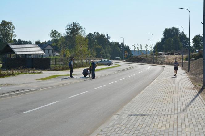 Odbiór techniczny ul. Plażowej w Olsztynie. Droga ma pełnić ważne funkcje komunikacyjne [ZDJĘCIA]