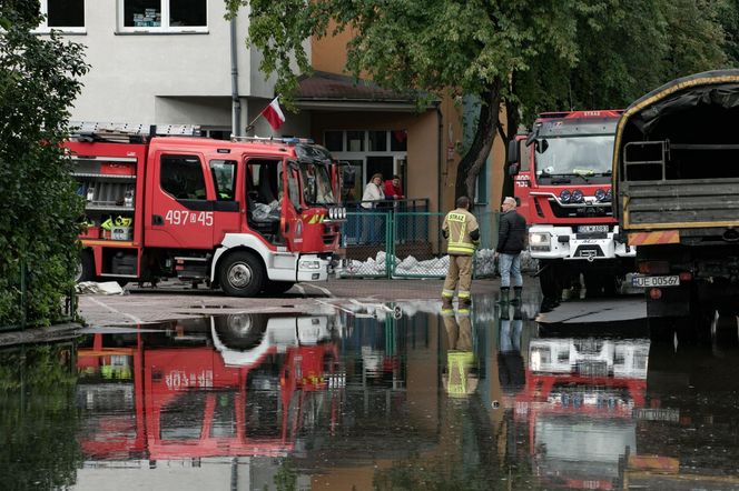 Fala kulminacyjna dotrze do Wrocławia około północy. "Musimy być cały czas mobilizowani"