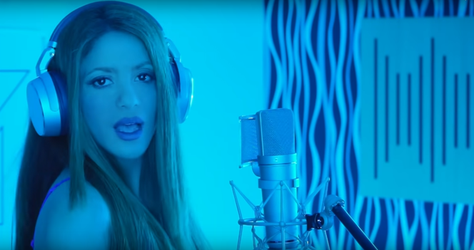 Shakira estrena pista y mata a Gerard Piqué Cambió Ferrari por Twingo
