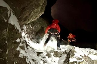 Ośmiogodzinna wyprawa ratunkowa w Tatrach. Dotarcie do turysty wymagało wspinania