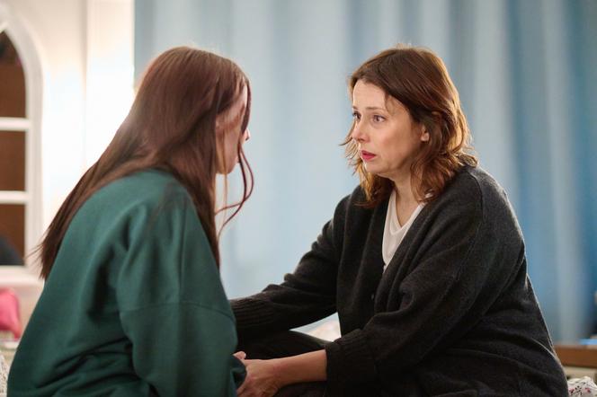Na Wspólnej odc. 3619: Antosia (Gabriela Jeżółkowska), Weronika (Renata Dancewicz)