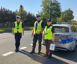 Policjanci z Drawska Pomorskiego przypominali zasady 