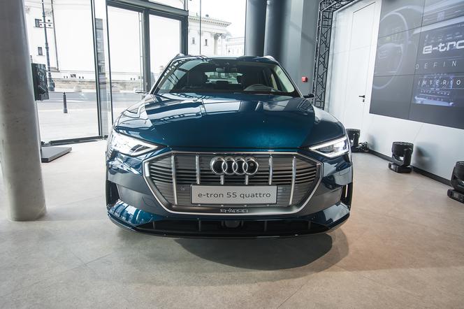 Audi e-tron 55 quattro. Kamery zamiast lusterek bocznych. Jak to działa?