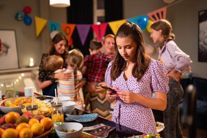 Zawsze warto 2 sezon, odcinek 16: Ada (Julia Wieniawa)