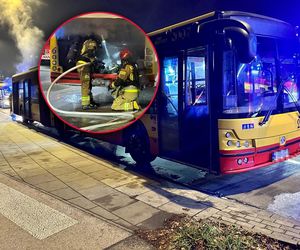 Pożar autobusu w Warszawie. W środku byli pasażerowie!