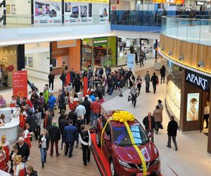 Aleja Bielany świętuje 10 lat. Zobacz, jak zmieniało się centrum!