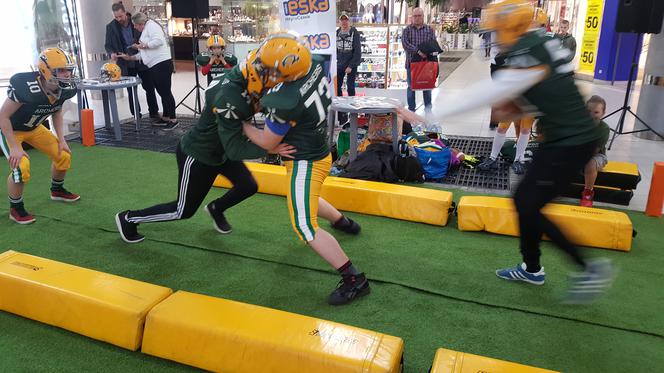 Pokazy futbolu amerykańskiego w wykonaniu Bydgoszcz Archers