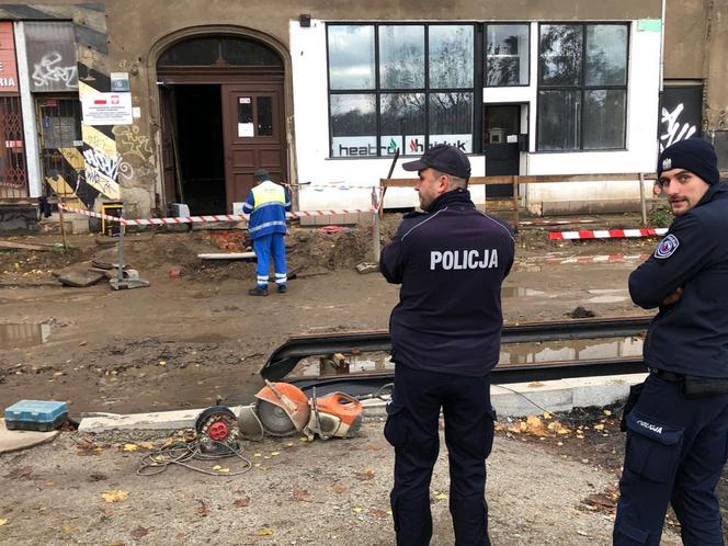 Uszkodzony gazociąg na ul. Kolumba