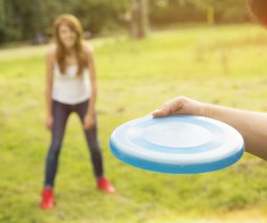 Frisbee: zasady i rodzaje gry. Jak rzucać frisbee?