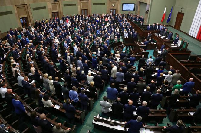 2700 zł na alkohol w każdym dniu pracy Sejmu