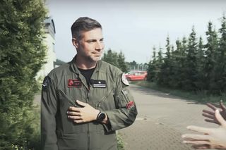 Tragiczna śmierć pilota F-16. Ostatni wywiad mjr. Macieja Slaba Krakowiana