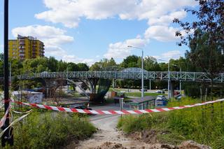 Lublin. Kładka wróciła na swoje miejsce. Jak wygląda konstrukcja nad ulicą Filaretów? Mamy ZDJĘCIA!