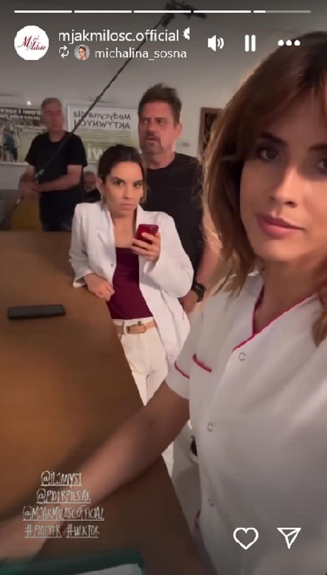 M jak miłość. Aneta (Ilona Janyst), Kama (Michalina Sosna)