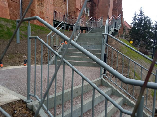 Schody do Muzeum Handlu WIślanego "Flis" w Grudziądzu