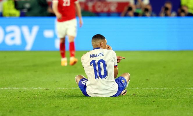 Kontuzja nosa Mbappe podczas Euro 2024