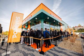 Kurczak z Luizjany podbił Częstochowę. Tak było na wielkim otwarciu Popeyes!