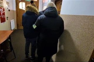  Koszmar małego dziecka. Ojciec wykąpał 8-letniego synka we wrzątku!