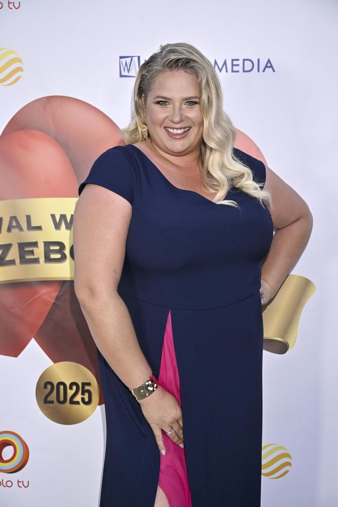 Festiwal Weselnych Przebojów Polsatu. Marcelina Zawadzka jak młoda, Ela Romanowska z wielkim rozcięciem, a Miszczak kwitnie!