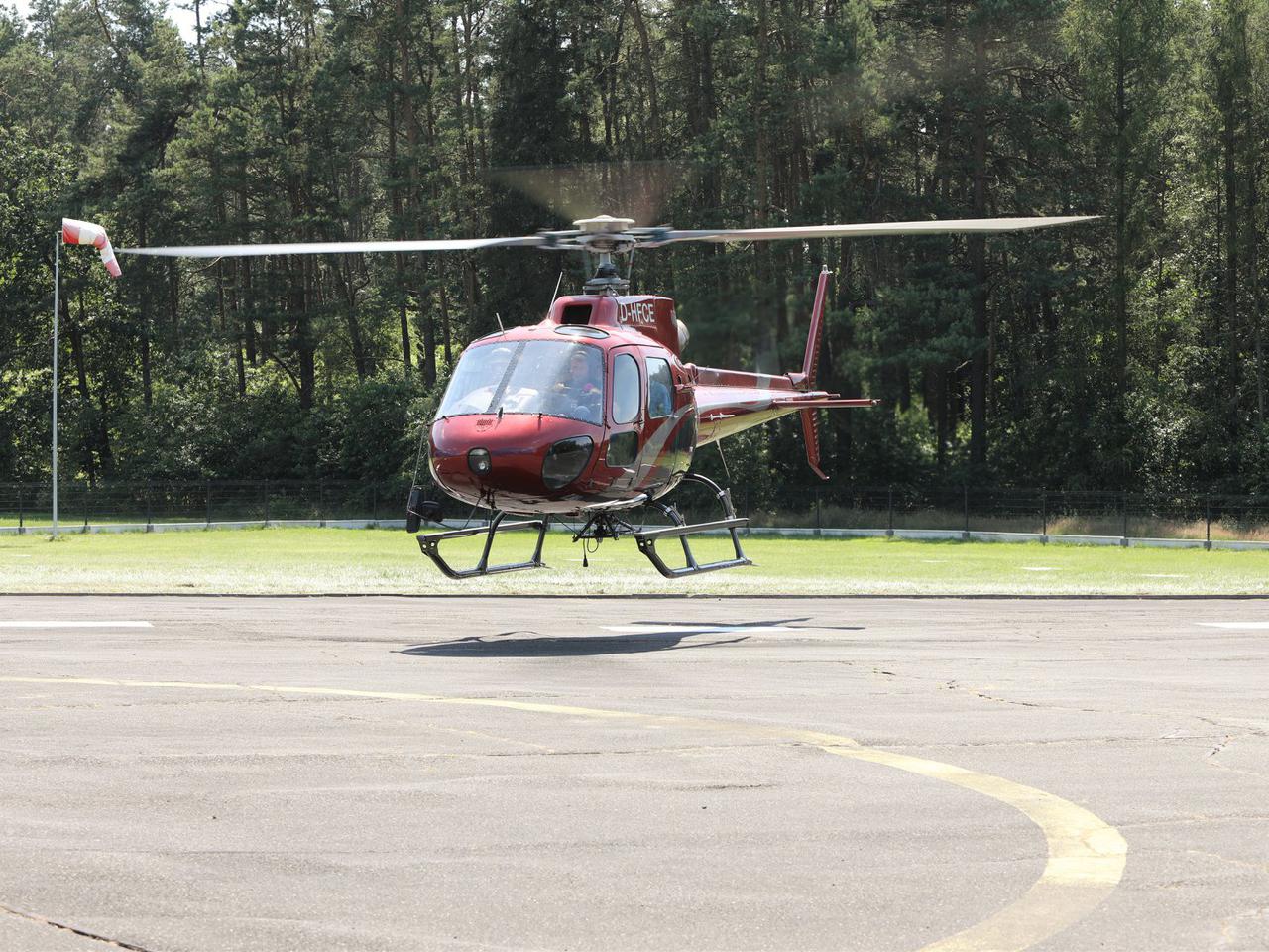 Nad lasami w woj. śląskim lata helikopter. Chodzi o ochronę przeciwpożarową [ZDJĘCIA]