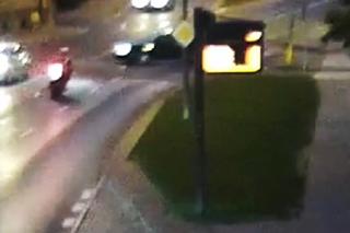 Groźny wypadek w Olsztynie! Motocyklista z impetem wjechał w auto! [WIDEO]