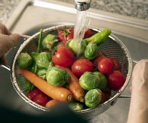 5 sekretów żywieniowych 100-latków. Lekarz zdradził, co jedzą żyjący najdłużej