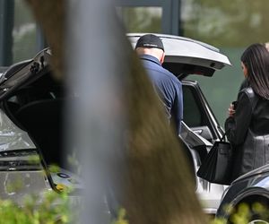 Roxie Węgiel -  tajemniczy fotelik w limuzynie