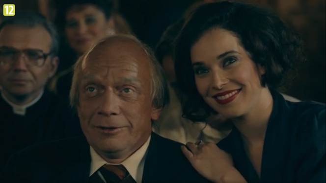Stulecie Winnych 4, odc. 52: Władek (Arkadiusz Janiczek), Michelle (Maria Pawłowska)
