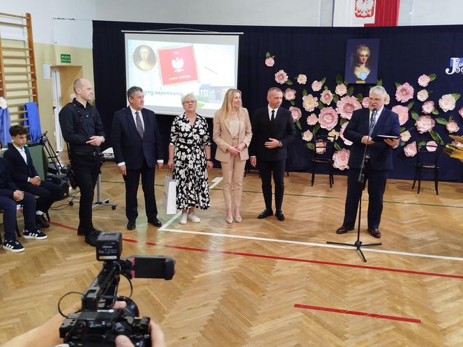 Uroczystość jubileuszowa w siedleckiej "Dziesiątce" była okazją do wspomnień