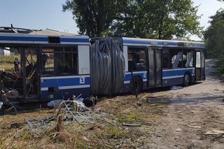 Tak wygląda autobus po wybuchu bomby, którą chciał stworzyć Paweł R.