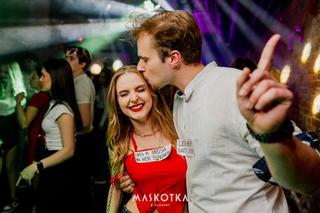   Śródsemestralna impreza Wydziału Lekarskiego UWM w Klubie Maskotka. Zobacz zdjęcia