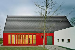 Skąd się bierze wilgoć w dach