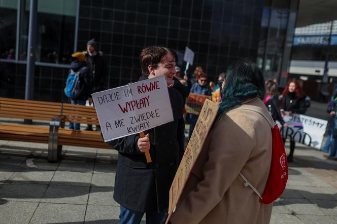 Śląska Manifa w Katowicach pod hasłem "Polsko szanuj kobiety"