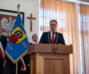 Zaprzysiężenie nowego prezydenta Zabrza. Kamil Żbikowski złożył ślubowanie i zwrócił się do mieszkańców