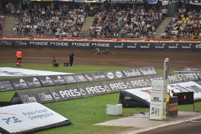 PRES Grupa Deweloperska Toruń - Stelmet Falubaz Zielona Góra, zdjęcia kibiców i zawodników z meczu 10. kolejki PGE Ekstraligi