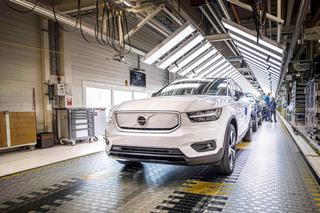 Volvo zmniejsza emisję CO2. Elektryczne Volvo XC40 Recharge już w produkcji. Ile kosztuje?