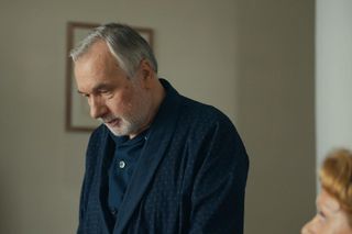 Barwy szczęścia, odcinek 3129. Andrzej (Leon Charewicz), Józefina (Elżbieta Jarosik)