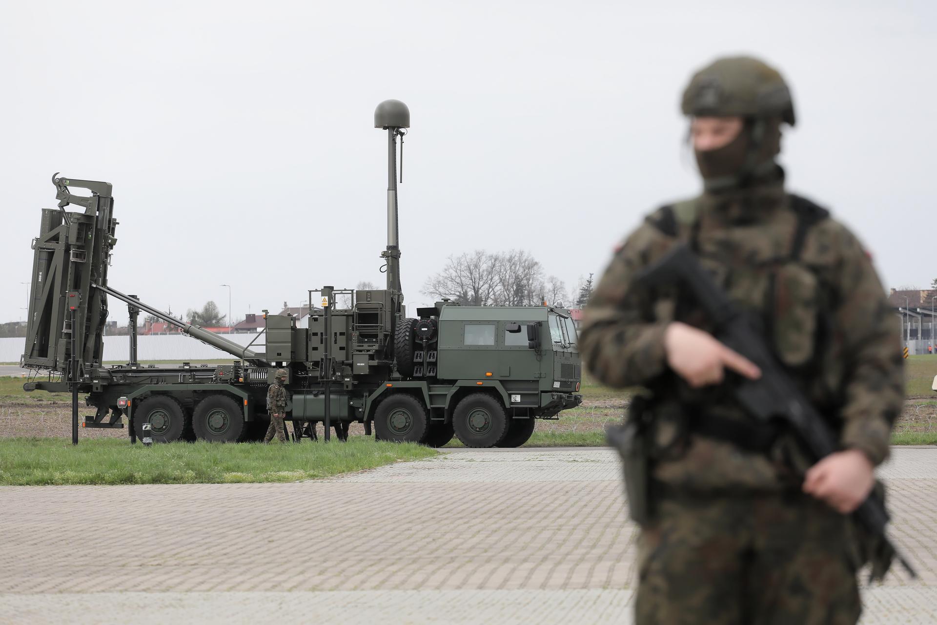 Rakietowy zestaw przeciwlotniczy krótkiego zasięgu „mała Narew”