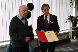 Kolejarz, społecznik, świadek historii! Pan Leon ze Śliwic skończył właśnie 101 lat