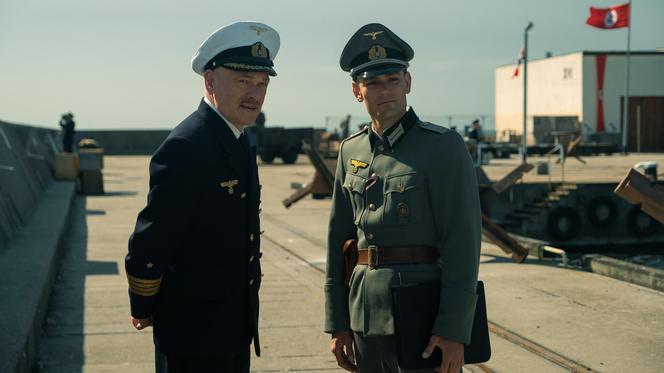 Zatoka szpiegów odc. 3. Franz Neumann (Bartosz Gelner),komandor Kessler (Mariusz Bonaszewski)