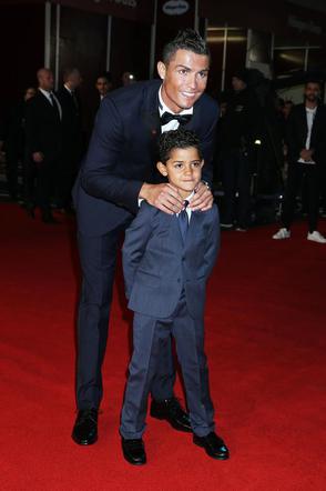 Film Ronaldo - Cristiano Ronaldo i syn na premierze