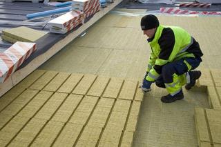 Skuteczna izolacja dachów z PAROC Premo 90