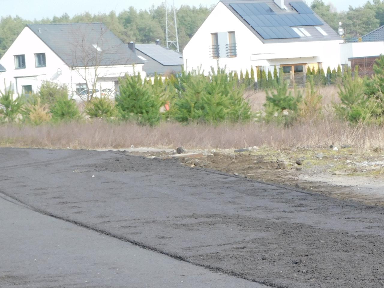 Utwardzanie dróg na Zielonej Dolinie