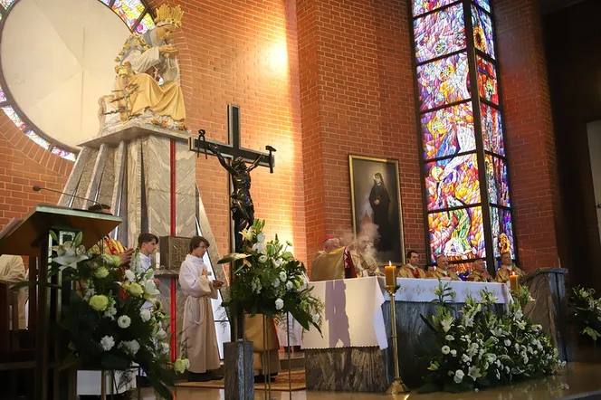 40-lecie parafii Matki Bożej Saletyńskiej w Krakowie
