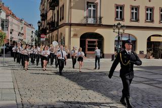 Uroczystość nadania sztandaru Komendzie Miejskiej Państwowej Straży Pożarnej w Kaliszu